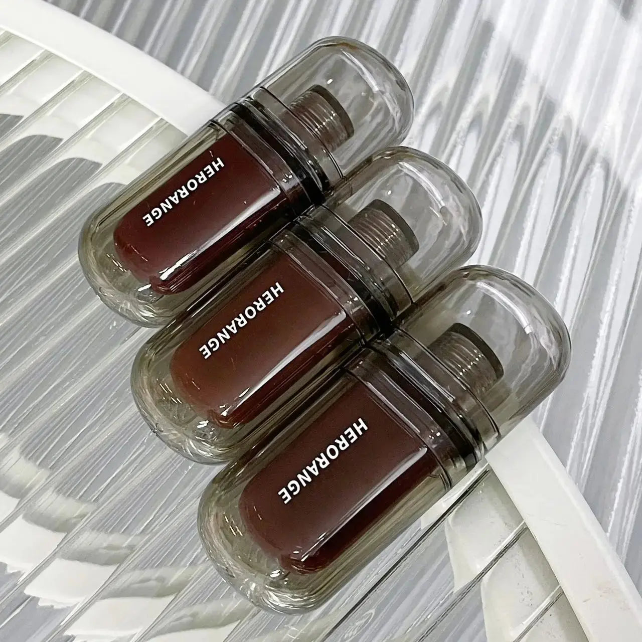 ❄️ HERORANGE HR564 Enveloping Ice Night Mirror Lip Glaze