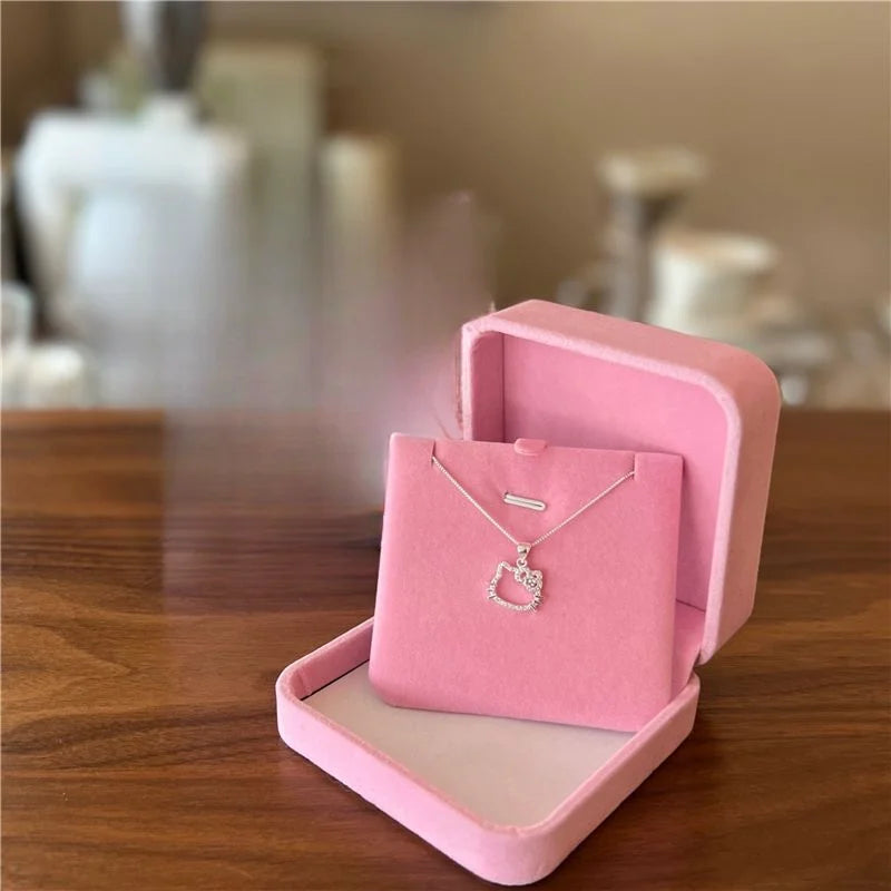 🌸 Kawaii Hello Kitty Clavicle Pendant – Elegant Sanrio-Inspired Necklace for Women, Soft Anime Aesthetic Jewelry Gift