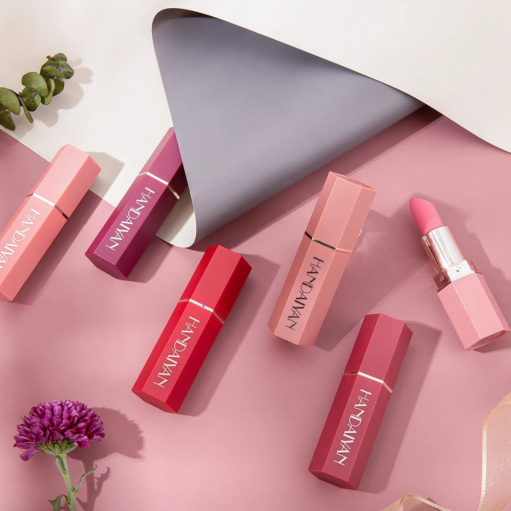 6-Color Matte Lipstick β Non-Fading, Non-Stick Cup, Long-Lasting Velvet Finish π Smooth Matte Lip Color, Waterproof & Smudge-Proof
