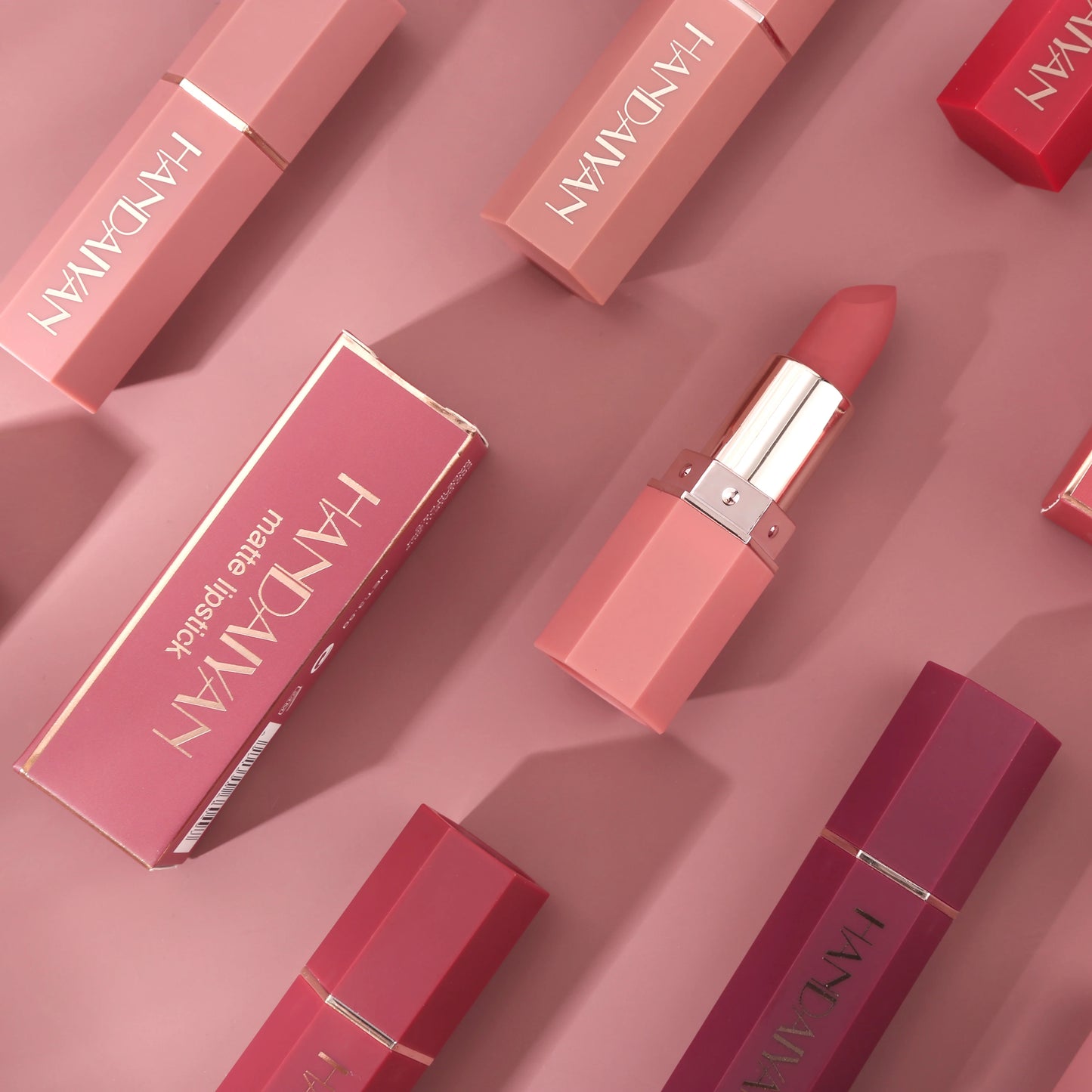 6-Color Matte Lipstick β Non-Fading, Non-Stick Cup, Long-Lasting Velvet Finish π Smooth Matte Lip Color, Waterproof & Smudge-Proof