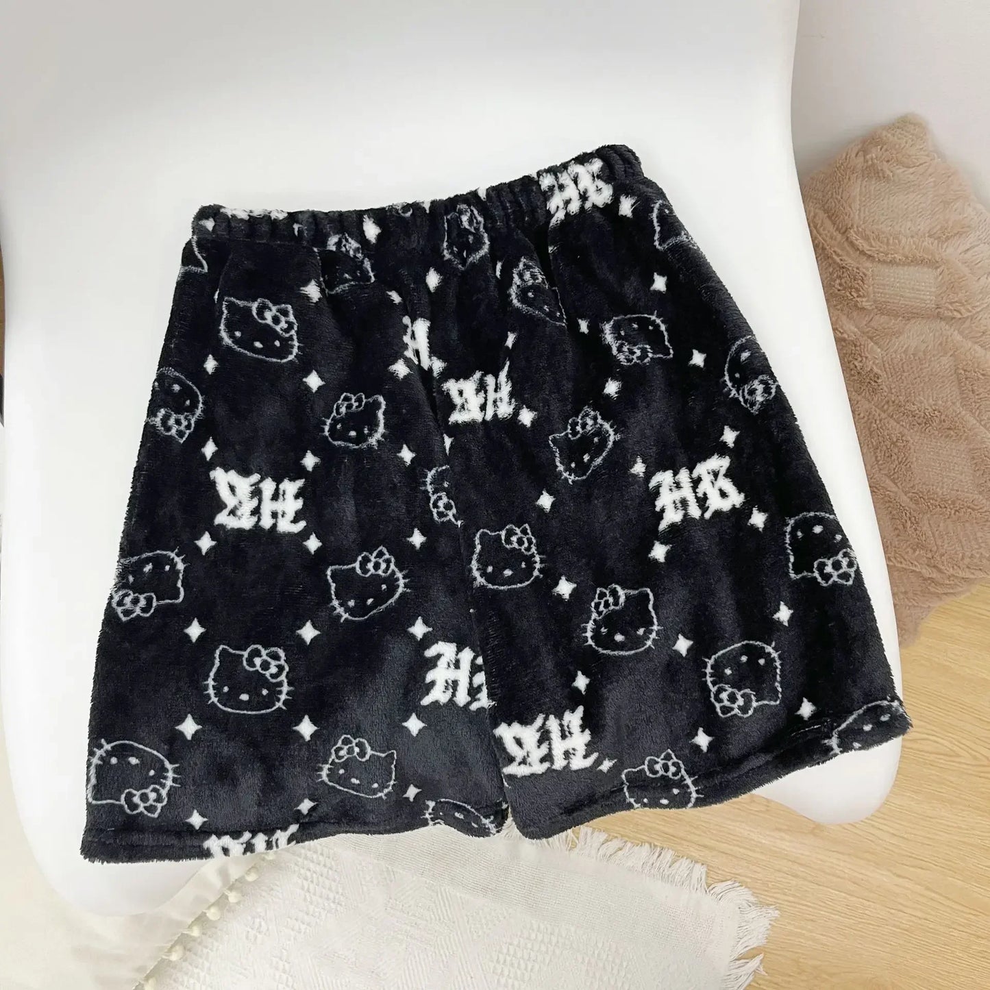 Sanrio Hello Kitty Y2K Kawaii Anime Flannel Pajamas – Women’s Warm Fleece Cartoon Home Pants for Autumn & Winter Comfort