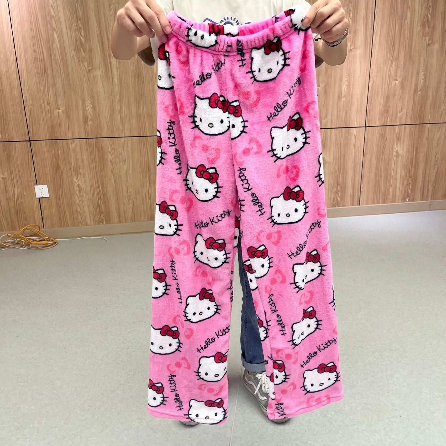 Sanrio Hello Kitty Halloween Flannel Pajamas – Kawaii Women’s Cartoon Woolen Trousers for Autumn Comfort